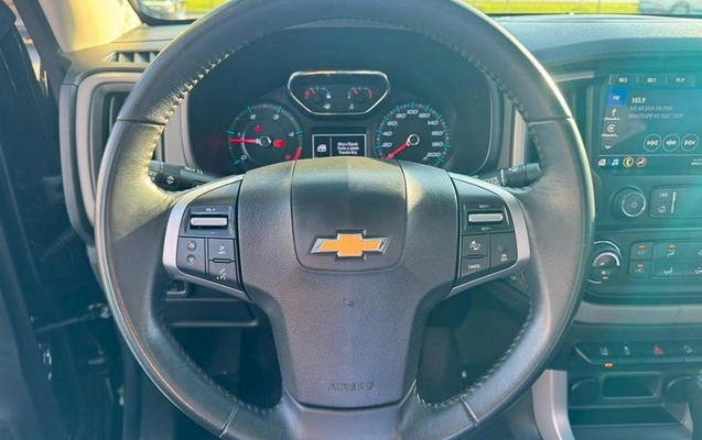 imagem-https://www.socarrao.com.br/sc-vehicle-images-prod/3297056/1787597217672-8387566_15_B_e494f08a47.jpeg