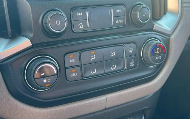 imagem-https://www.socarrao.com.br/sc-vehicle-images-prod/3297056/1787597217675-8387566_17_B_e334ed691b.jpeg