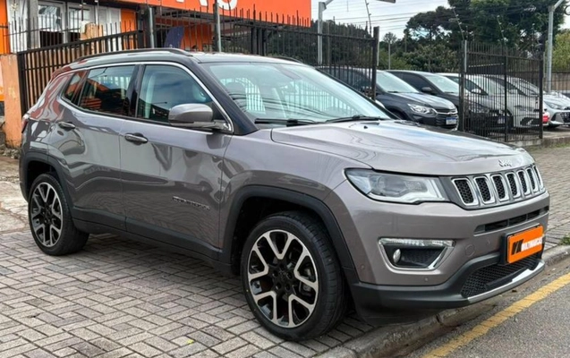 imagem-https://www.socarrao.com.br/sc-vehicle-images-prod/3297093/1787055484300-ODE4NjU2NF80X0JfODQ0NTljNDdmNi5qcGVn.jpeg