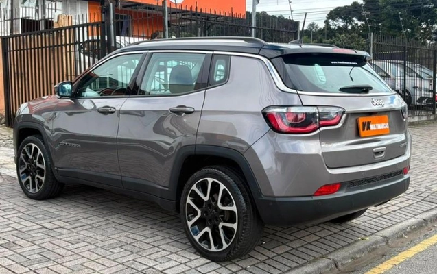 imagem-https://www.socarrao.com.br/sc-vehicle-images-prod/3297093/1787055485969-ODE4NjU2NF8xNF9CXzZjZWU3MjdjZGYuanBlZw.jpeg