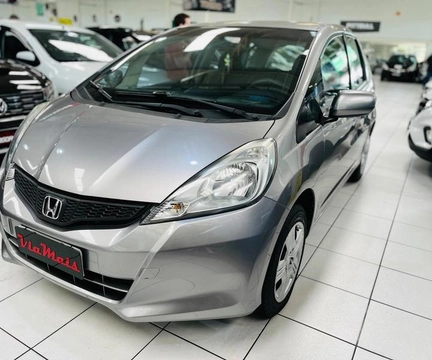Honda Fit 2014 Cinza — foto 1 de 3