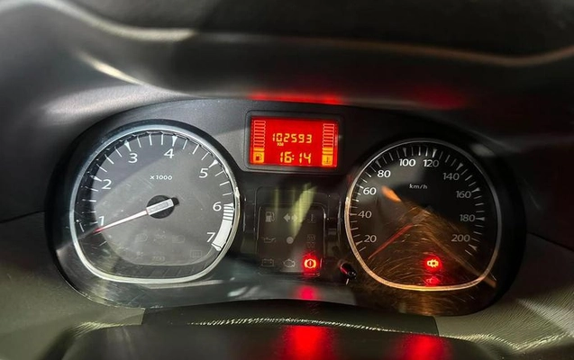 imagem-https://www.socarrao.com.br/sc-vehicle-images-prod/3297124/1788471778306-8385930_19_B_54611a6df0.jpeg