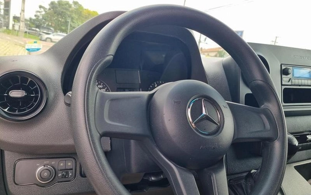imagem-https://www.socarrao.com.br/sc-vehicle-images-prod/3297142/1789576347093-8389739_13_B_8d15f1a1d2.jpeg
