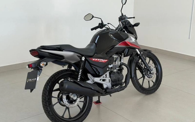 imagem-https://www.socarrao.com.br/sc-vehicle-images-prod/3297151/1787344551143-8244691_3_B_edfefba253.jpeg