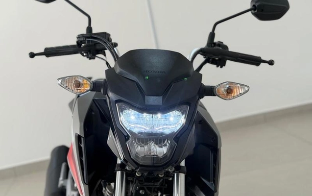 imagem-https://www.socarrao.com.br/sc-vehicle-images-prod/3297151/1787344551154-8244691_13_B_a1f04f10e1.jpeg