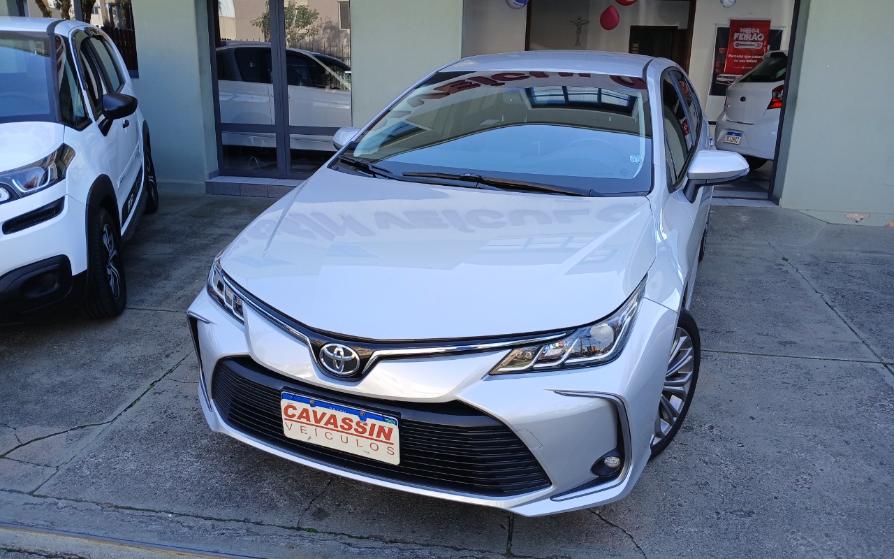 Toyota Corolla 2020 Prata — foto 1 de 3