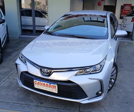 Toyota Corolla 2020 Prata — foto 1 de 3