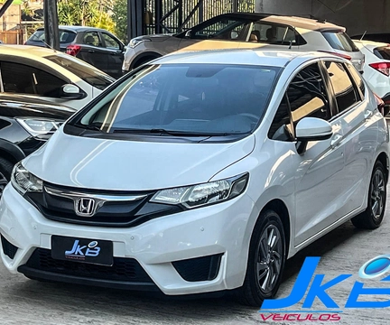 Honda Fit 2015 Branco — foto 1 de 3
