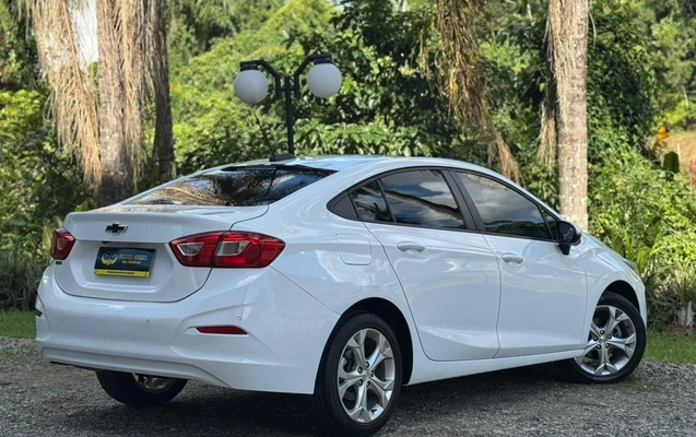 imagem-https://www.socarrao.com.br/sc-vehicle-images-prod/3297323/1787058033910-003_57be0939d5cb84f03cbc946b5e1dece1.jpeg