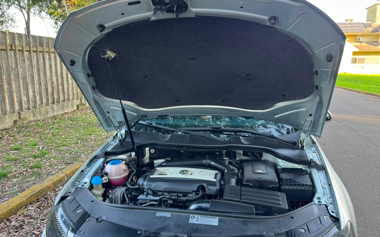 imagem-https://www.socarrao.com.br/sc-vehicle-images-prod/3297330/1787058095283-V2hhdHNBcHAgSW1hZ2UgMjAyNi0wOC0xOCBhdCAwOC41NC40NSAoMykuanBlZw.jpeg