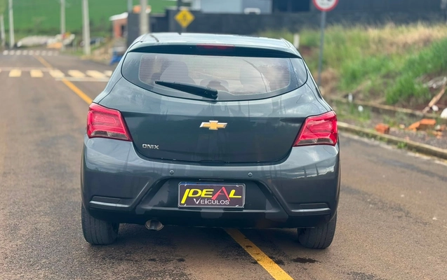 imagem-https://www.socarrao.com.br/sc-vehicle-images-prod/3297353/1787244019502-c343abf8731846cab3046f1c04dcec05_1786942063299.jpg