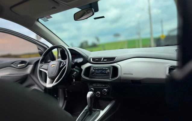 imagem-https://www.socarrao.com.br/sc-vehicle-images-prod/3297353/1787244019504-995c0f98bb1c4a55a8ac0318c7ac606f_1786942063310.jpg