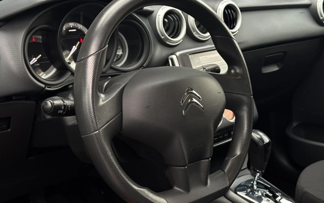 imagem-https://www.socarrao.com.br/sc-vehicle-images-prod/3297356/1787058223282-8_050037.jpg