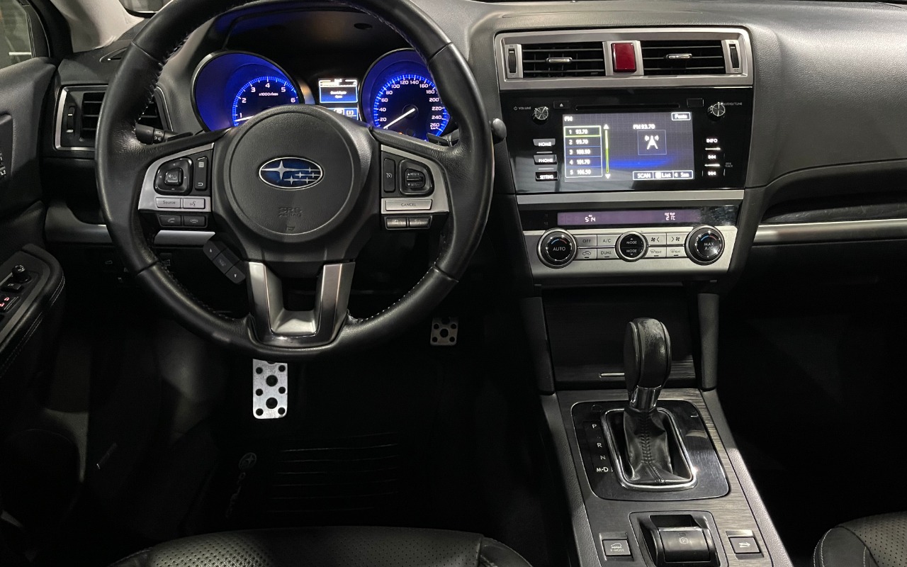 imagem-https://www.socarrao.com.br/sc-vehicle-images-prod/3297368/1787058378067-SU1HXzMxODQuanBlZw.jpeg
