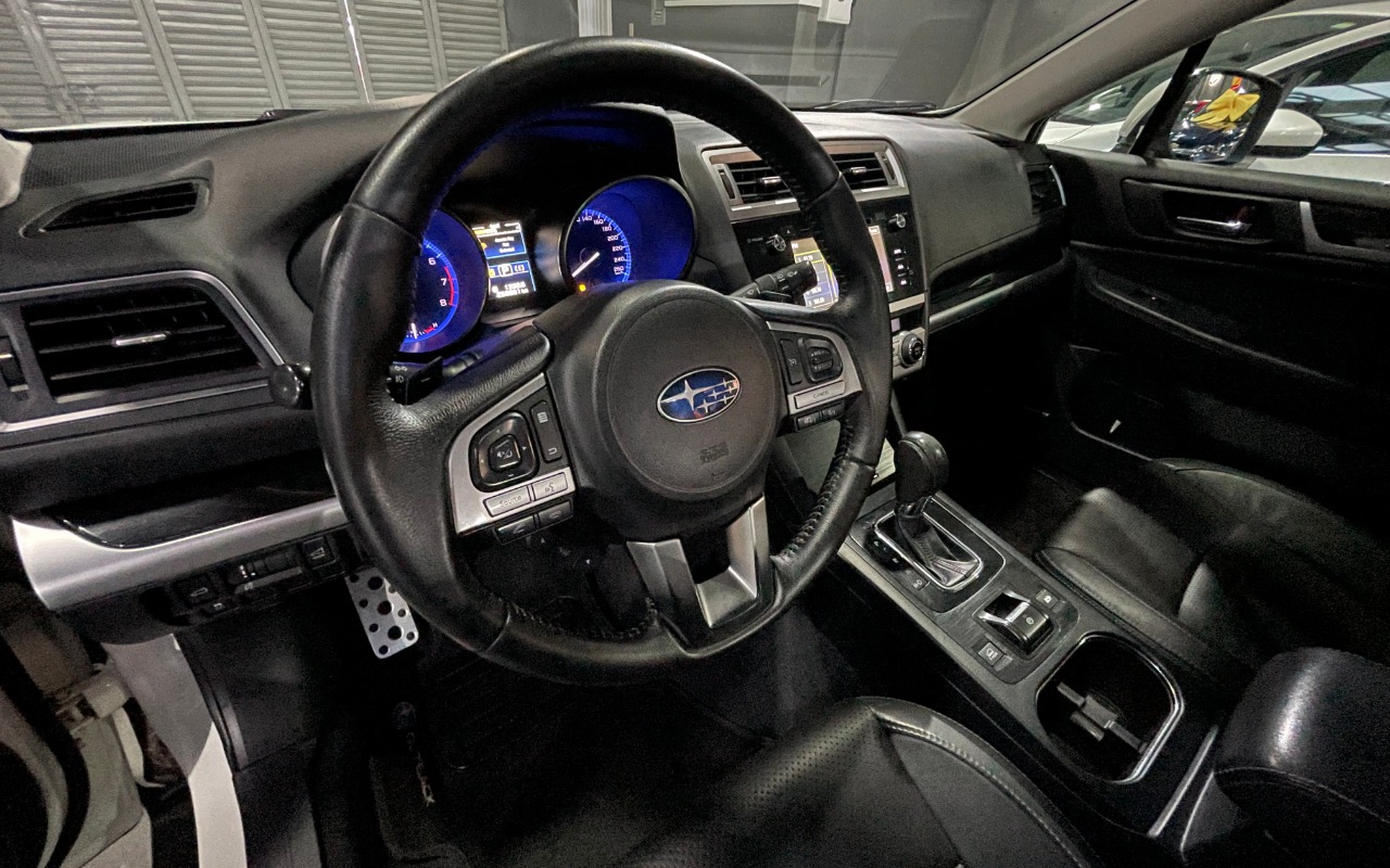 imagem-https://www.socarrao.com.br/sc-vehicle-images-prod/3297368/1787058378343-SU1HXzMxODYuanBlZw.jpeg