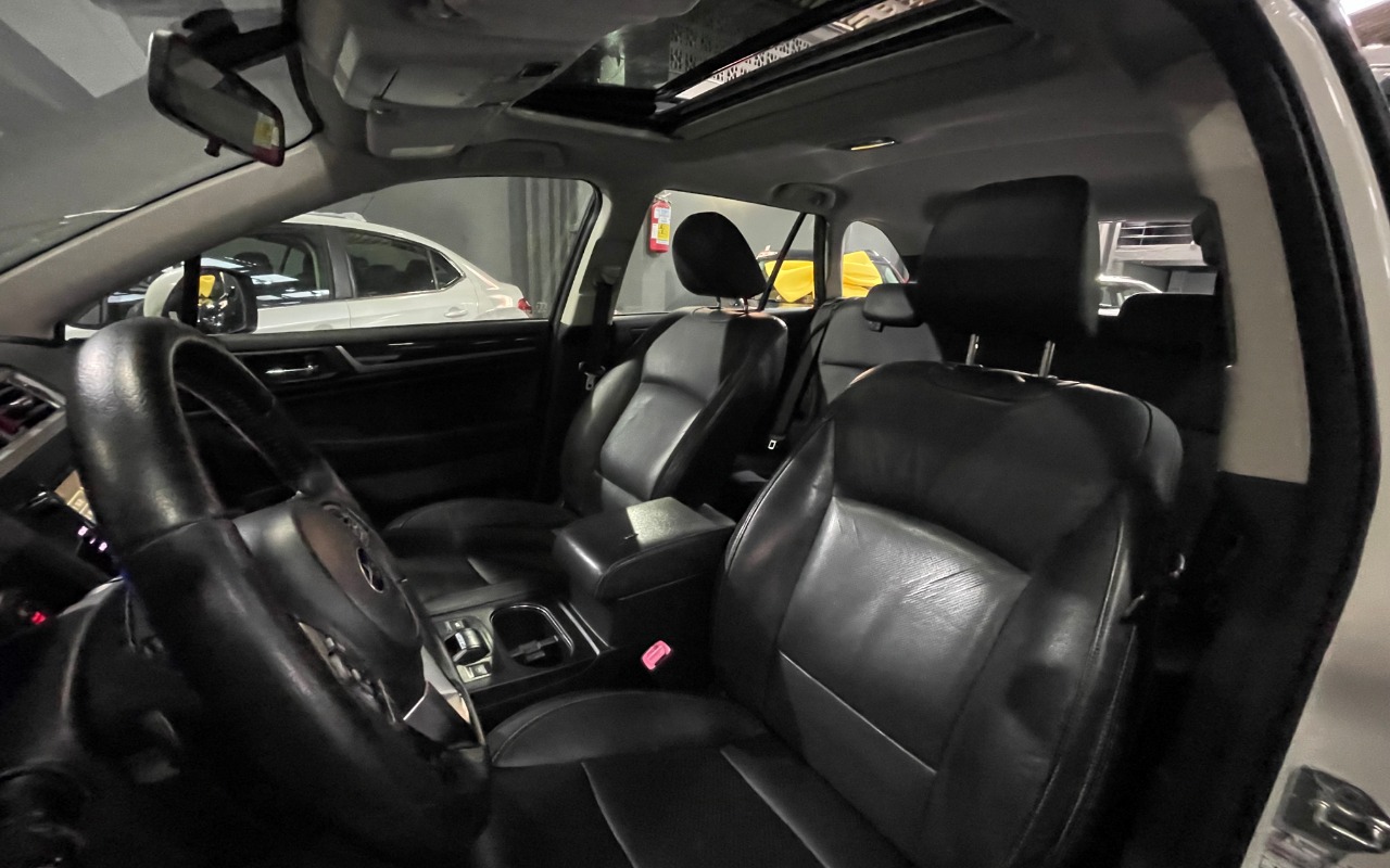 imagem-https://www.socarrao.com.br/sc-vehicle-images-prod/3297368/1787058378742-SU1HXzMxODkuanBlZw.jpeg