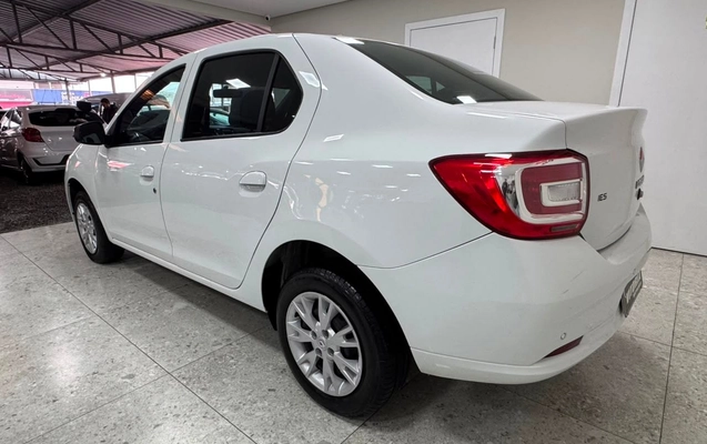 imagem-https://www.socarrao.com.br/sc-vehicle-images-prod/3297370/1787059494472-cd5de08589884f51bef4e773904c6c52_1786994477847.jpg