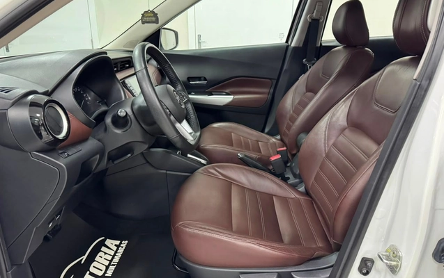 imagem-https://www.socarrao.com.br/sc-vehicle-images-prod/3297376/1787060693901-6029089ade1a419d8a47c6b4fc2004e9_1786626294870.jpg