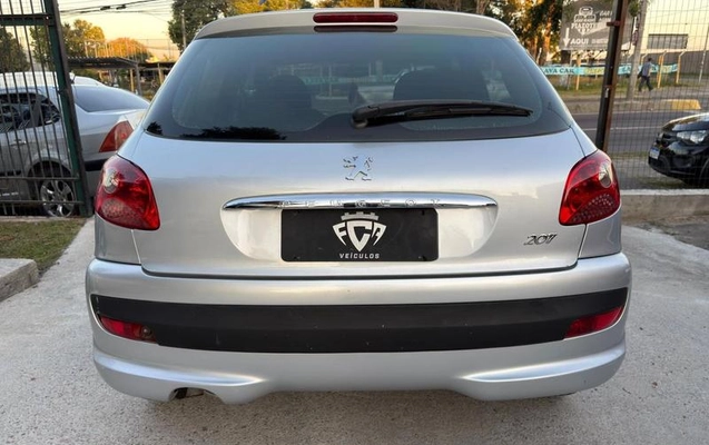 imagem-https://www.socarrao.com.br/sc-vehicle-images-prod/3297393/1789492075594-8014130_10_B_b0ab89856e.jpeg