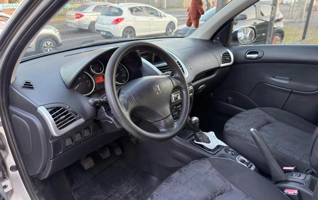 imagem-https://www.socarrao.com.br/sc-vehicle-images-prod/3297393/1789492075603-8014130_2_B_16c2e5fd18.jpeg