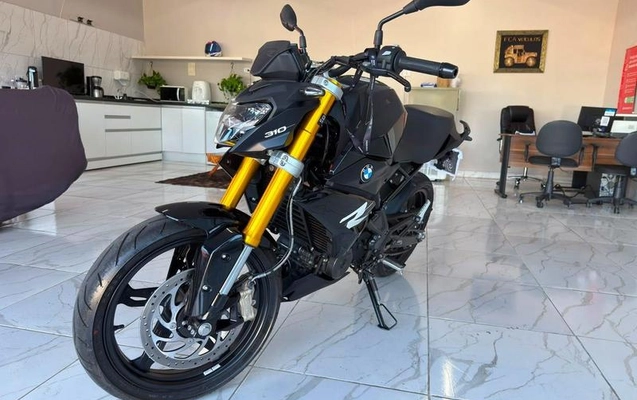 imagem-https://www.socarrao.com.br/sc-vehicle-images-prod/3297526/1787317974694-8264016_8_B_7574590bc7.jpeg
