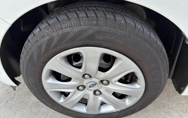 imagem-https://www.socarrao.com.br/sc-vehicle-images-prod/3297569/1787949337465-7614487_14_B_16ed6a1a12.jpeg