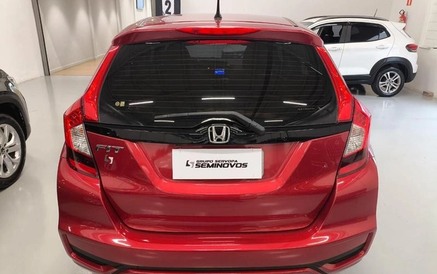 imagem-https://www.socarrao.com.br/sc-vehicle-images-prod/3297570/1788869720067-8390056_6_B_83cfc33fd2.jpeg