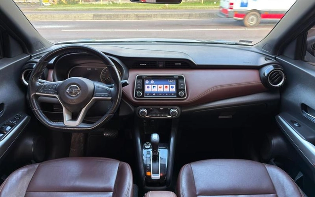 imagem-https://www.socarrao.com.br/sc-vehicle-images-prod/3297574/1787318006585-8295230_13_B_cfe96cbb78.jpeg