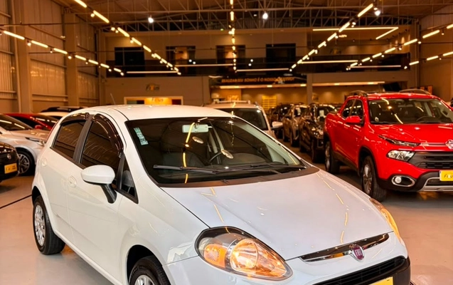 imagem-https://www.socarrao.com.br/sc-vehicle-images-prod/3297579/1787059175764-227648d9-e309-4e53-a120-9a799441437f.jpg