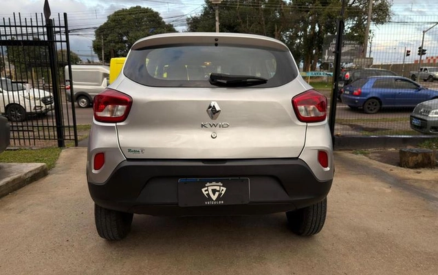 imagem-https://www.socarrao.com.br/sc-vehicle-images-prod/3297582/1787318012495-8125739_7_B_eafd26a013.jpeg