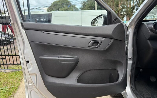 imagem-https://www.socarrao.com.br/sc-vehicle-images-prod/3297582/1787318012497-8125739_1_B_0c4d4a4910.jpeg