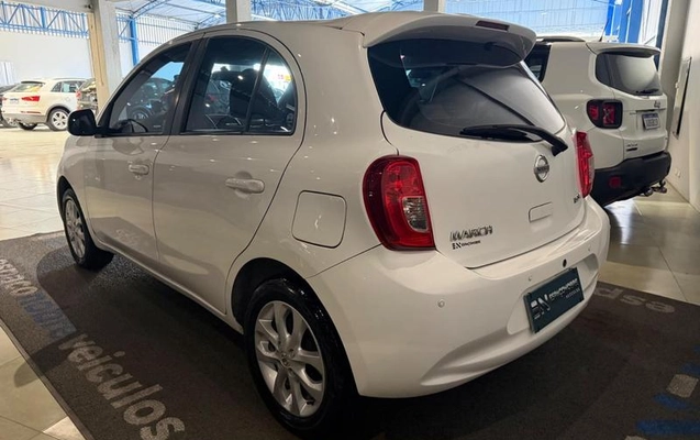 imagem-https://www.socarrao.com.br/sc-vehicle-images-prod/3297602/1789650029660-8388538_4_B_1fa0777d08.jpeg