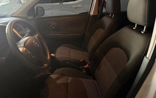 imagem-https://www.socarrao.com.br/sc-vehicle-images-prod/3297602/1789650029663-8388538_7_B_61d01c62fc.jpeg