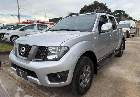 Nissan Frontier 2012 Prata — foto 1 de 3