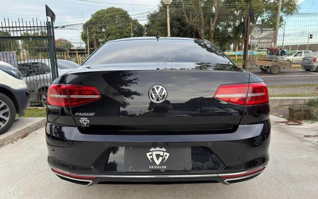 imagem-https://www.socarrao.com.br/sc-vehicle-images-prod/3297619/1789656625864-7972822_17_B_1e9b02324a.jpeg