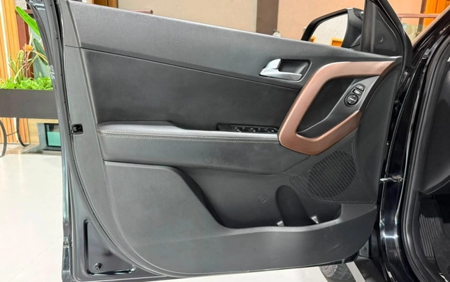 imagem-https://www.socarrao.com.br/sc-vehicle-images-prod/3297674/1787059932371-vehicle_image_1787059927_587c5ca3ff2acc6174d2d25bc21a325a.jpeg