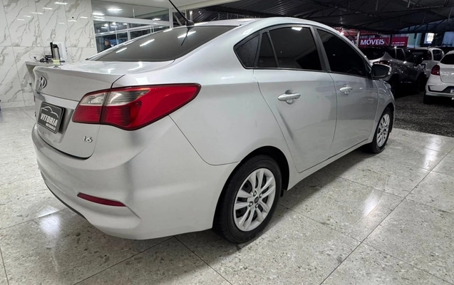 imagem-https://www.socarrao.com.br/sc-vehicle-images-prod/3297964/1787061350940-19cd455076f24bbf82cd90d3b2d0a32a_1786625890650.jpg