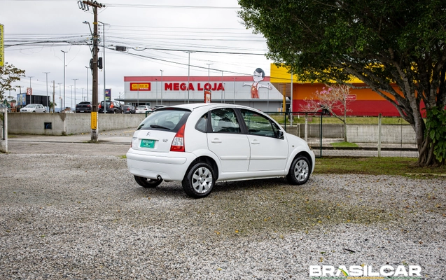 imagem-https://www.socarrao.com.br/sc-vehicle-images-prod/3298079/1787061497685-003_0d726595817d031a5efead1774506079.jpg