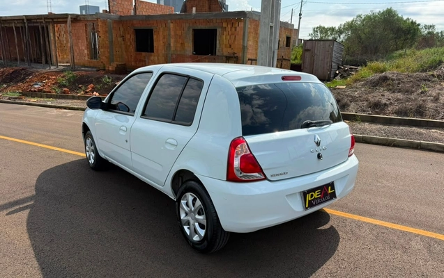 imagem-https://www.socarrao.com.br/sc-vehicle-images-prod/3298120/1787061668112-36896f70e38d4c00ac34e4f31850205b_1786941737443.jpg