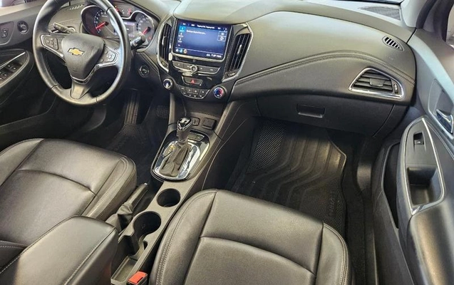imagem-https://www.socarrao.com.br/sc-vehicle-images-prod/3298124/1788543236891-8390234_11_B_4d956b925b.jpeg
