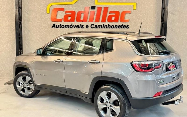 imagem-https://www.socarrao.com.br/sc-vehicle-images-prod/3298136/1789499674934-8345064_16_B_5774c3e1d0.jpeg