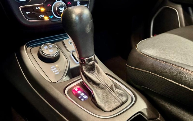 imagem-https://www.socarrao.com.br/sc-vehicle-images-prod/3298136/1789499674940-8345064_12_B_1f7b025b36.jpeg