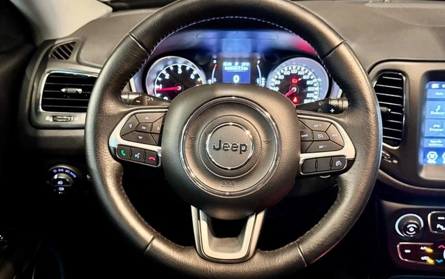 imagem-https://www.socarrao.com.br/sc-vehicle-images-prod/3298136/1789499674941-8345064_13_B_81061abe19.jpeg
