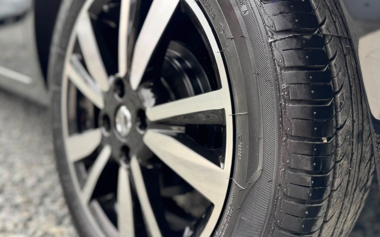 imagem-https://www.socarrao.com.br/sc-vehicle-images-prod/3298186/1787061886409-V2hhdHNBcHAgSW1hZ2UgMjAyNi0wOC0xMyBhdCAxNi4wNC4wNy5qcGVn.jpeg