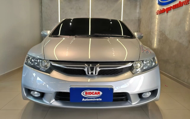 imagem-https://www.socarrao.com.br/sc-vehicle-images-prod/3298188/1787061914972-003_51d752fc2c08bc451c8ef31782a45c33.jpeg