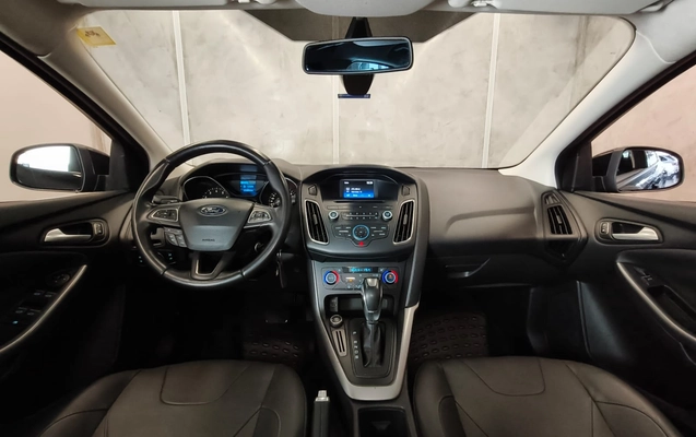 imagem-https://www.socarrao.com.br/sc-vehicle-images-prod/3298315/1787062420669-003_6593669031dac73cc279e1d6fd5b0cd2.jpeg