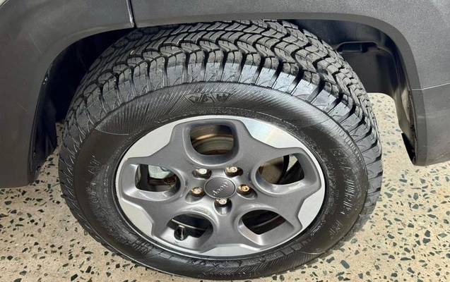 imagem-https://www.socarrao.com.br/sc-vehicle-images-prod/3298405/1787063363163-8346418_6_B_6999f51a6c.jpeg