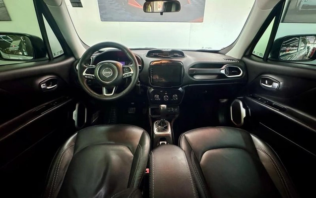 imagem-https://www.socarrao.com.br/sc-vehicle-images-prod/3298405/1787063363169-8346418_12_B_18a948d68c.jpeg