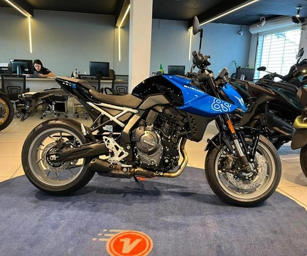 Suzuki GSX-8S 2027 Preto — foto 1 de 3