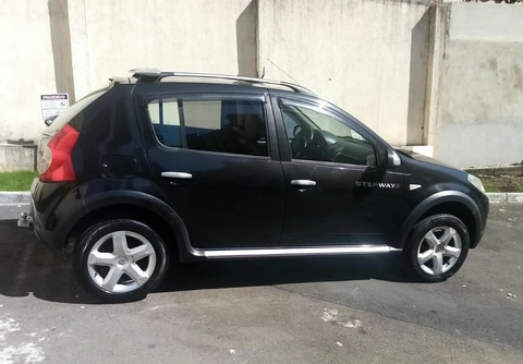 Renault Sandero 2010 Preto — foto 1 de 3